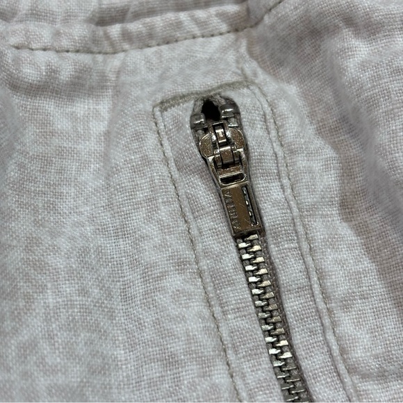 Athleta Cabo Linen Joggers Micro Cheetah Print
Size 10 Summer Vacation Travel - Picture 7 of 13